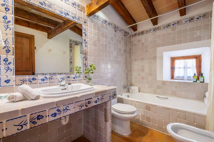 apartamentos baño son siurana agroturismo mallorca